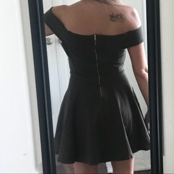 olive green dress windsor